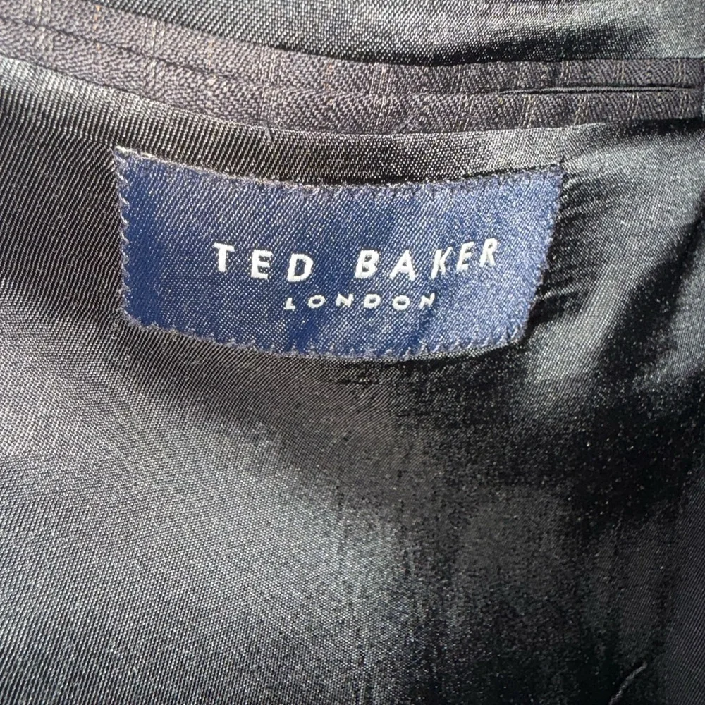 Men's Ted Baker London Navy Pinstripe Blazer, 42L, (See Description)
